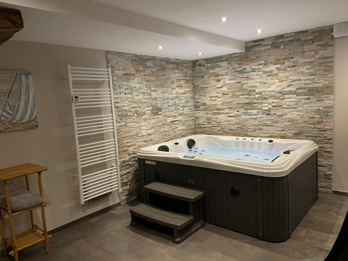 Chambres D Hotes Avec Piscine Et Spa La Foliere Saumur Villebernier Luaran gambar