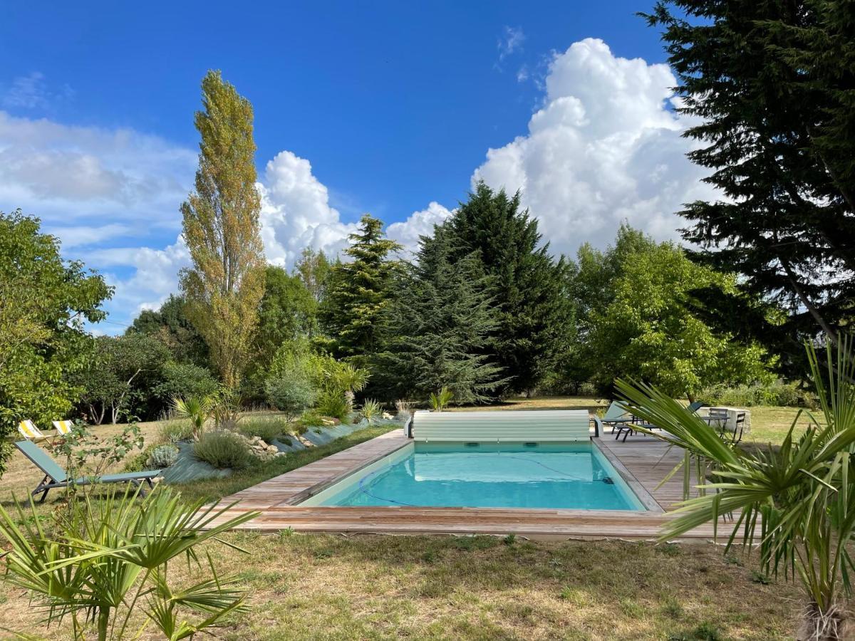 Chambres D Hotes Avec Piscine Et Spa La Foliere Saumur Villebernier Luaran gambar