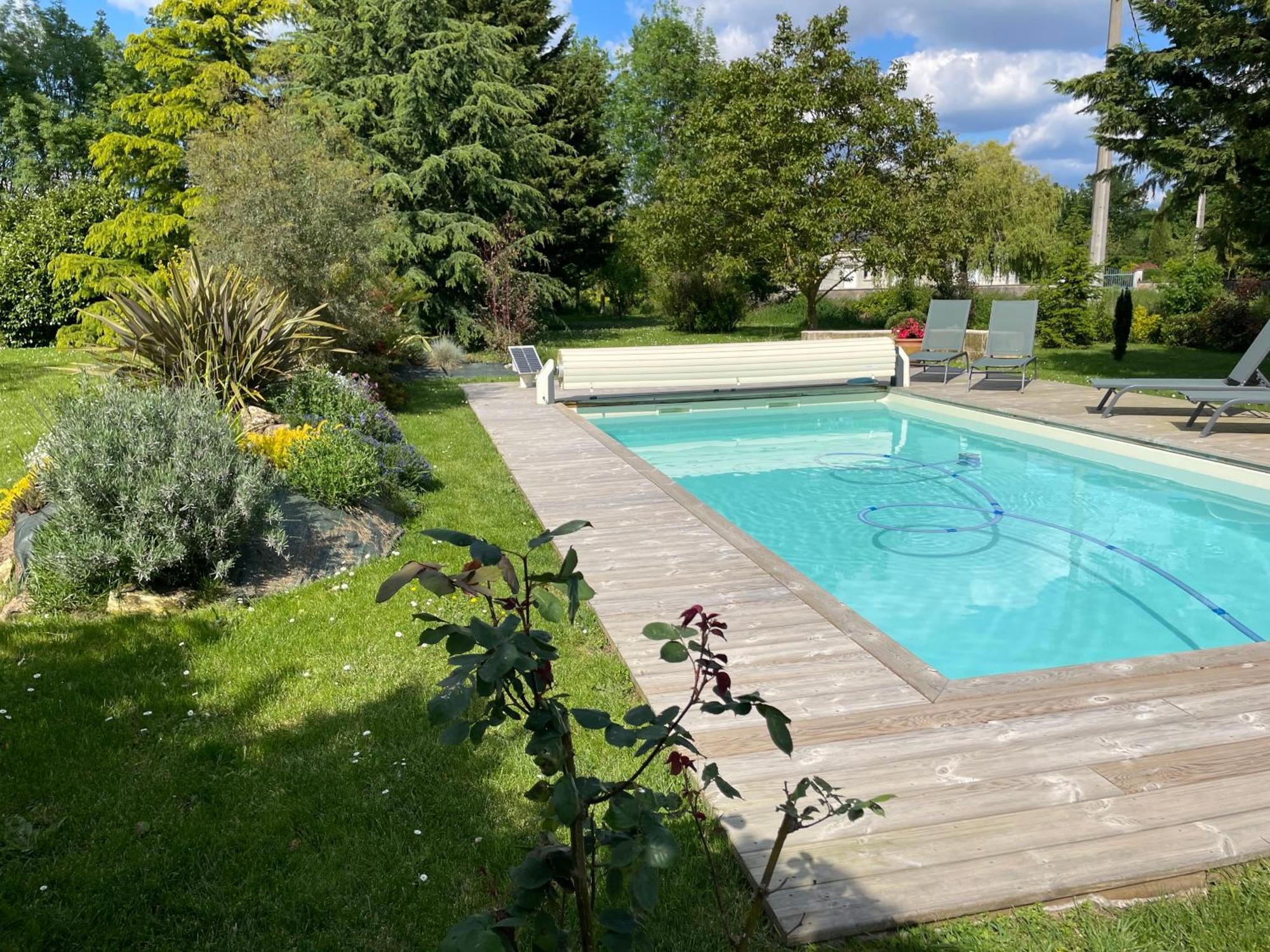 Chambres D Hotes Avec Piscine Et Spa La Foliere Saumur Villebernier Luaran gambar