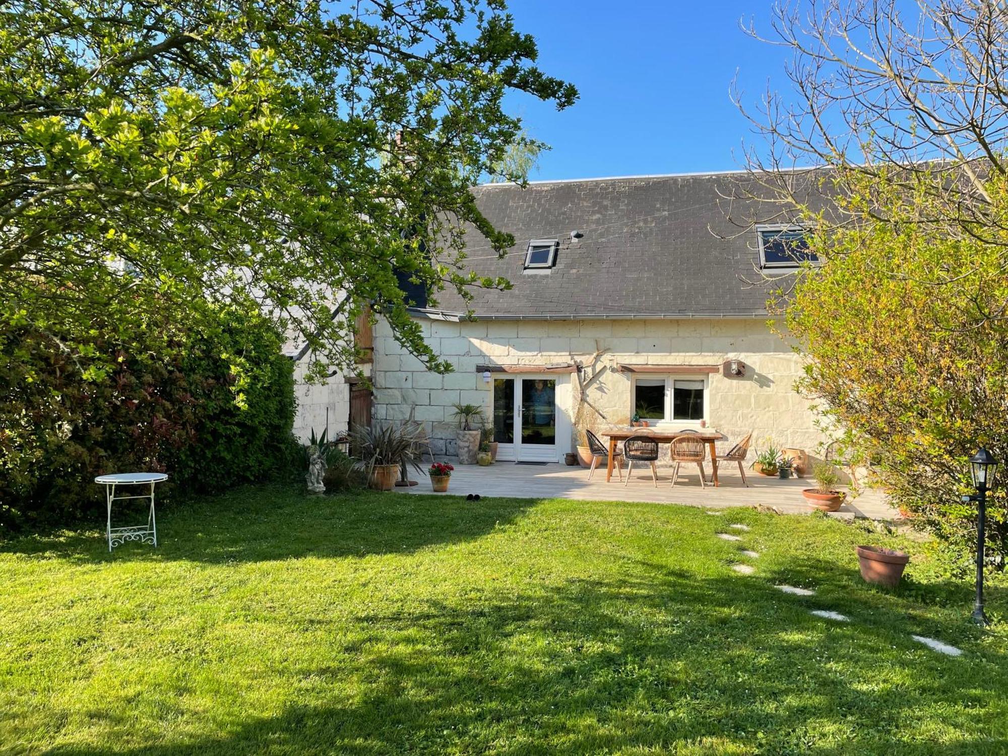 Chambres D Hotes Avec Piscine Et Spa La Foliere Saumur Villebernier Luaran gambar